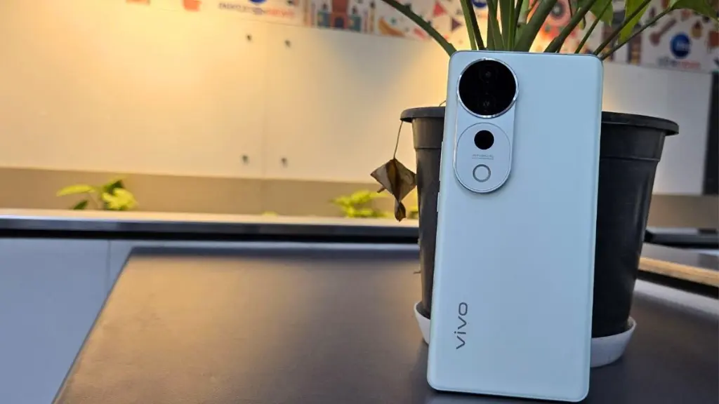 Vivo T3 Ultra Smartphone: 64MP कैमरा और AMOLED डिस्प्ले के साथ बना यूथ का नया फेवरेट